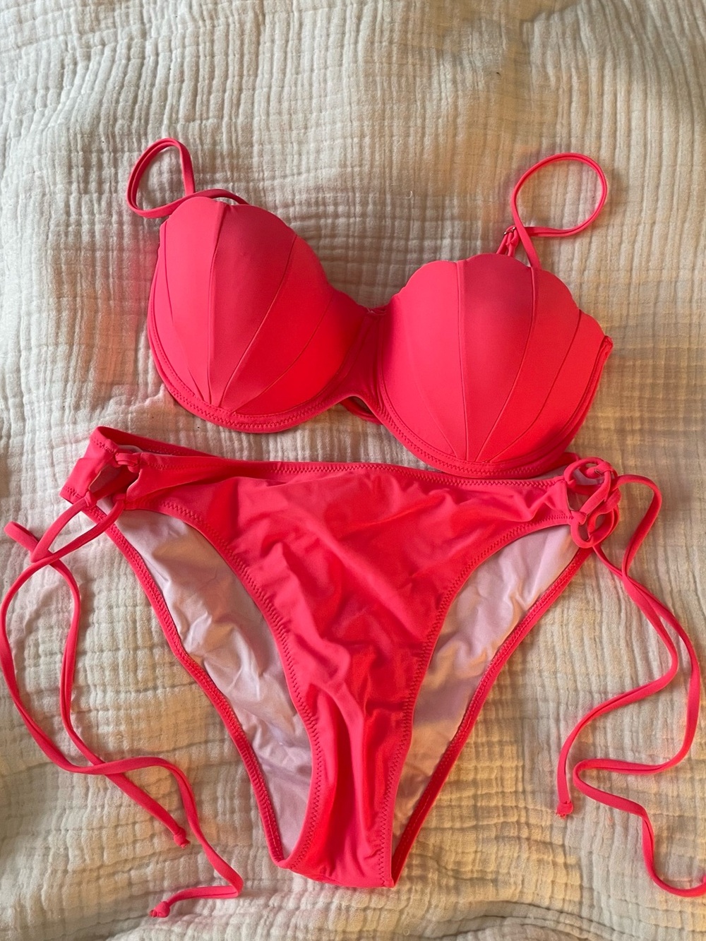 KerryKreey Coral Pink Shell Cup String Bikini Set Size XL